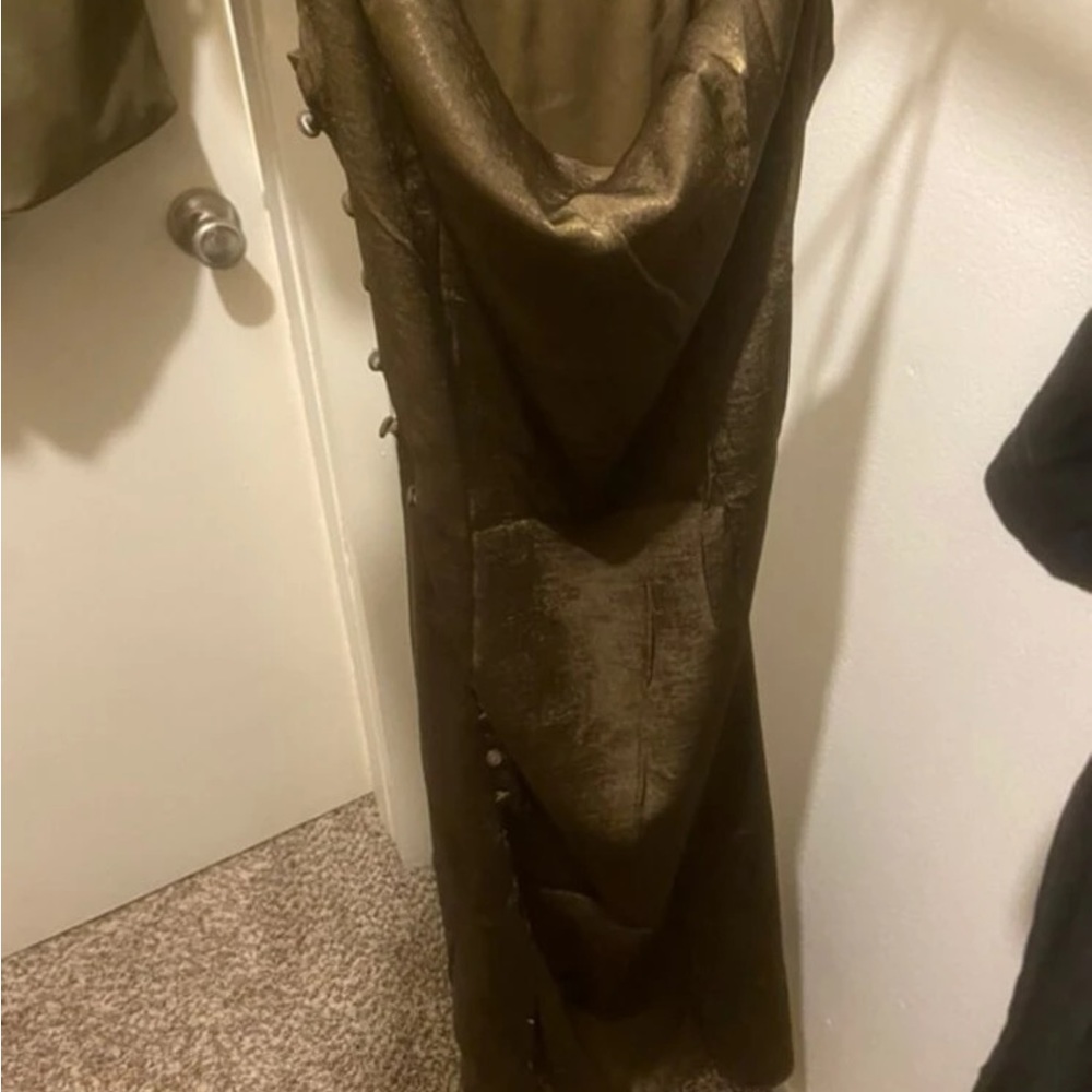 Dress - Picture 7 of 11
